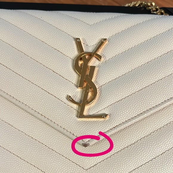 Saint Laurent Cassandre Chain Wallet - Picture 11 of 14